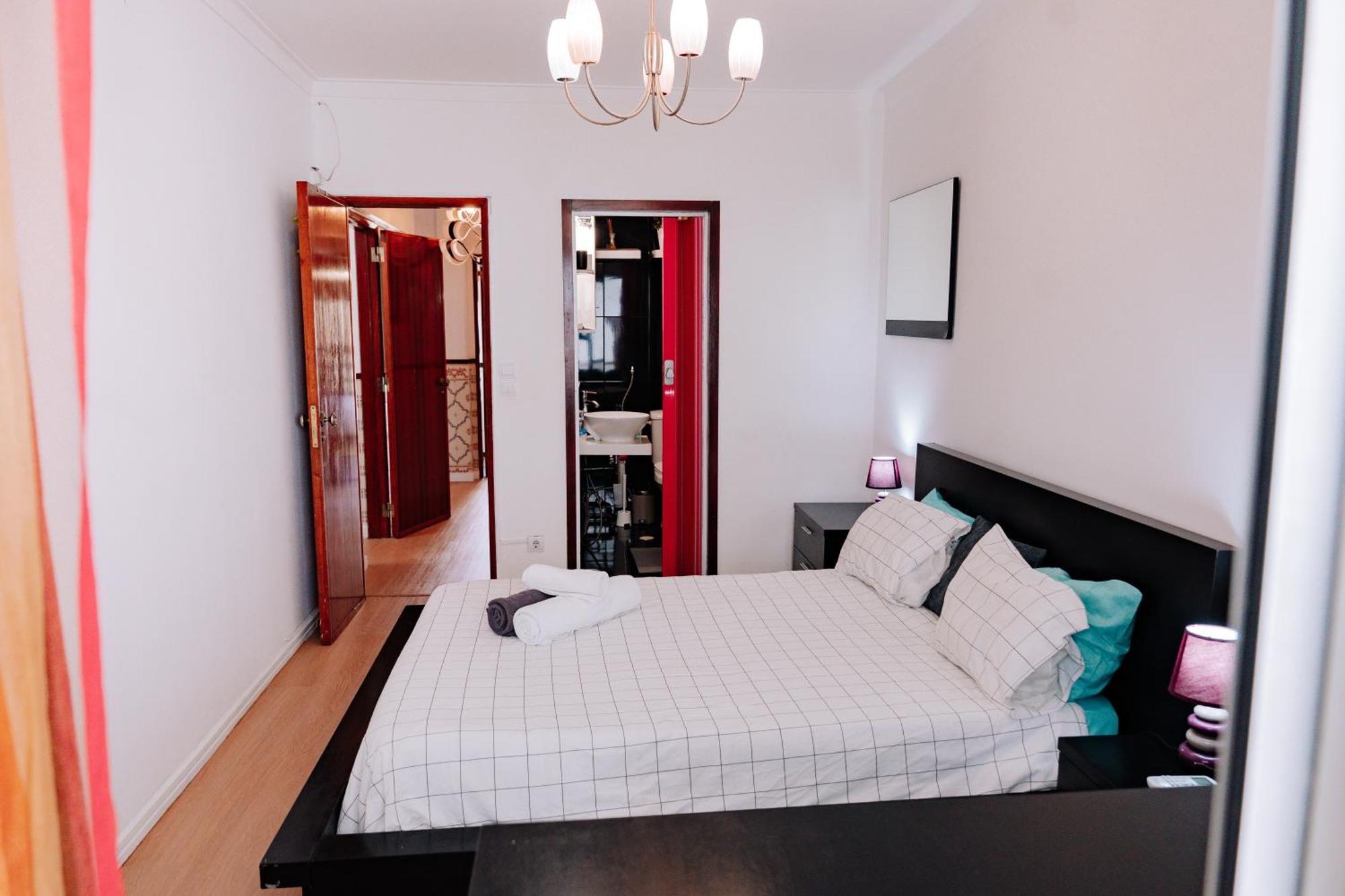 Family-Friendly And Cozy 3-Bedroom Accommodation In Lisbon Exterior photo